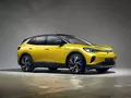 VW ID.4: электрический кроссовер  с дизайном, как у хэтчбек ID.3, батареей на 82 кВт⋅ч, запасом хода до 520 км и ценником от $39 995