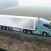 Сільський пейзаж з електричним тягачем Volvo FH Aero Electric