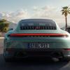 Интерьер Porsche 911 Carrera 4S