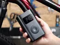 Xiaomi представила MiJia Air Pump 1S: компактный насос для шин с датчиком давления и ценником в $30