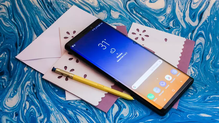 Старичок Samsung Galaxy Note 9 получил новое обновление ПО