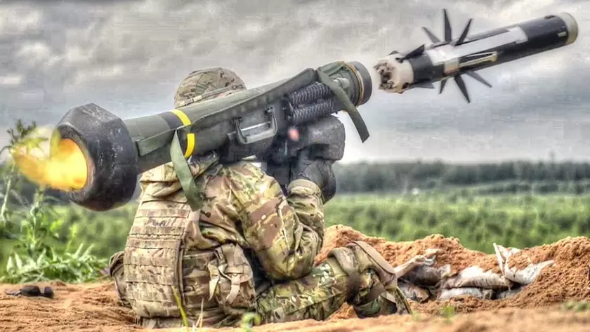 Raytheon и Lockheed Martin создадут более 1800 ракет Javelin на сумму $311 000 000 для США и Украины