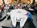 Самый большой в мире Тысячелетний Сокол из LEGO