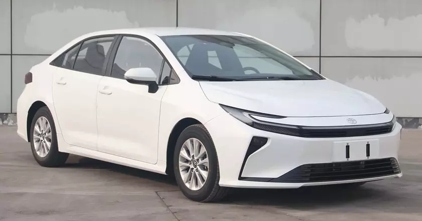 Exploring the Evolution of the Toyota Corolla: A Classic Geek Ride