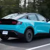 Nissan Leaf 2026 в движении