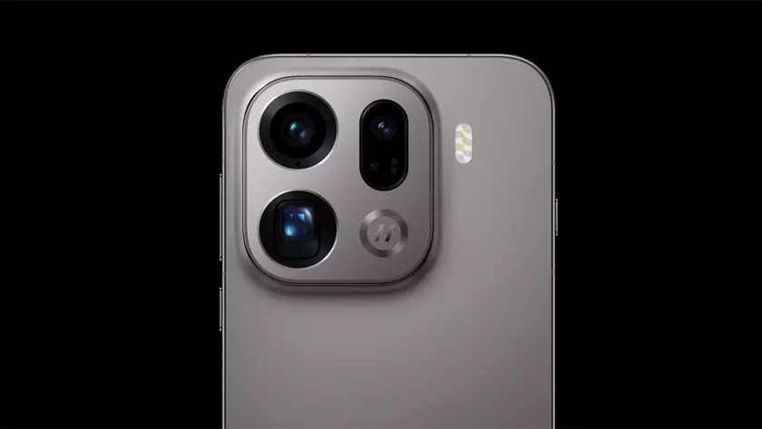 Смартфон Oppo Find X9 с горизонтальным блоком камер