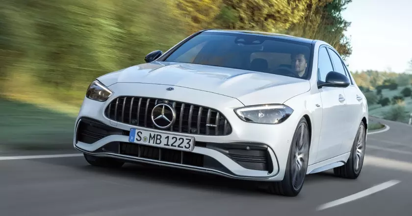 Exploring the Engineering Marvel: Inside the Mercedes-AMG C 43 4MATIC