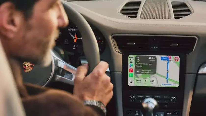 Интерьер Porsche с системой PCCM Plus