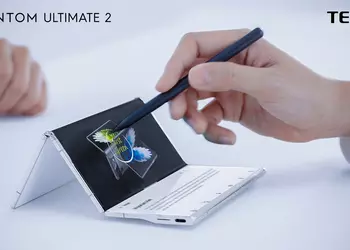 Tecno has revealed the Phantom Ultimate 2 concept: a smartphone that folds into three