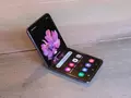 Samsung работает над «бюджетным» складным смартфоном: новинка получит форм-фактор, как у Galaxy Z Flip