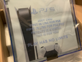 Герой очередей: Sony подарила PlayStation 5 самому первому покупателю PS4 и PS4 Pro