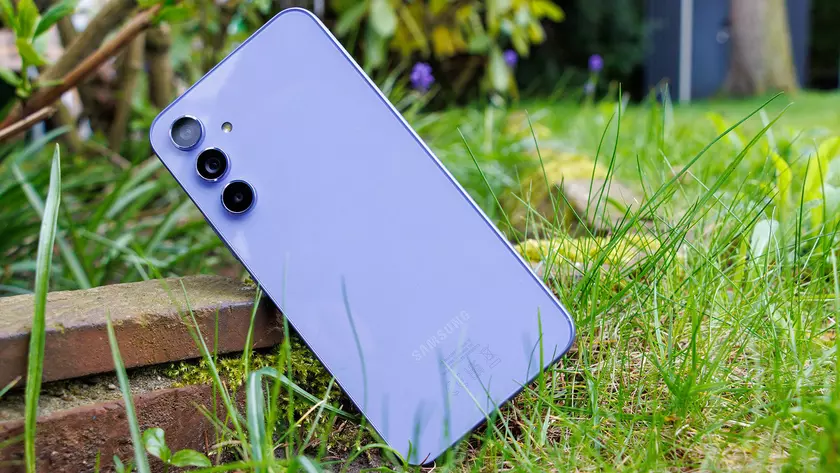 Samsung расширяет обновление безопасности для Galaxy A54 в Европе и других регионах