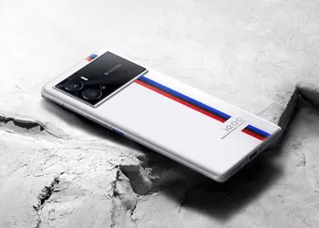 iQOO 9 Pro launched globally: flagship with Snapdragon 8 Gen 1 chip, wireless charging and 50 MP camera for $870