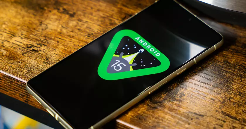 В Android 15 будет доступна новая функция Even Dimmer, которая ещё больше защитит ваши глаза в темноте