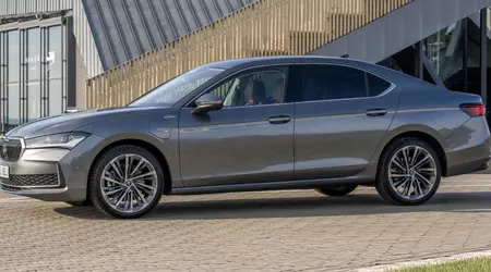 200 kW Power: Škoda Superb Introduces New PHEV Version