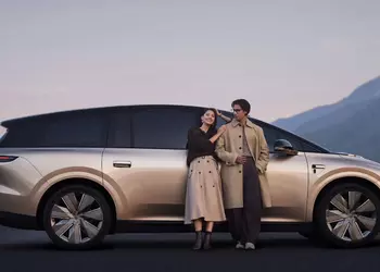 Li Auto i9: гостиная на колесах и большая «батарейная диктатура»