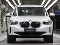 Кроссовер BMW iX3 поступил в производство: первый в мире автомобиль с электрической трансмиссией нового поколения