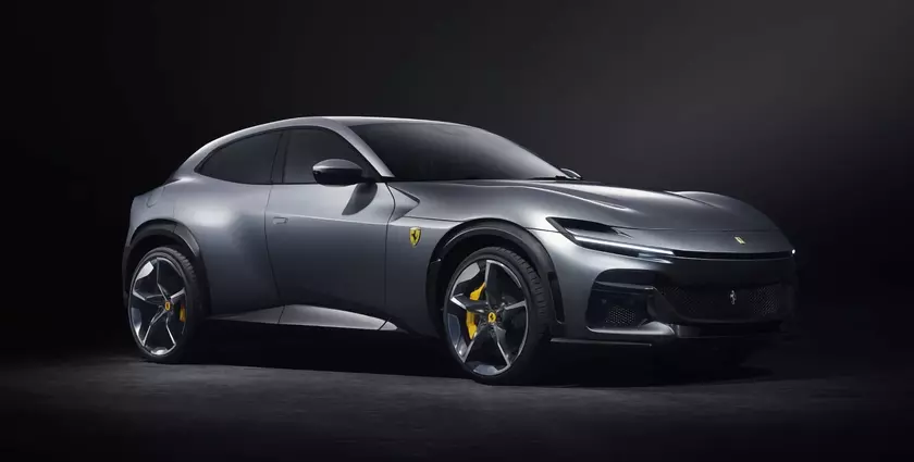 Ferrari представила Purosangue: первый кроссовер итальянского бренда за 390 000 евро, машину за день предзаказали на год вперёд