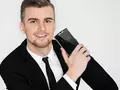 Видео: как собирают смартфон Oukitel K10000 Pro на заводе