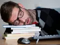Устройство For the Rest поможет с комфортом спать на работе