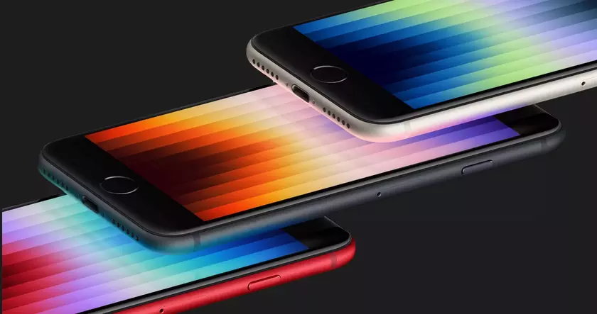 Apple наконец готовит новый iPhone SE: поставщики уже начали борьбу за поставки OLED-дисплеев