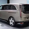 Мініатюра задньої частини Mercedes-Benz VLE