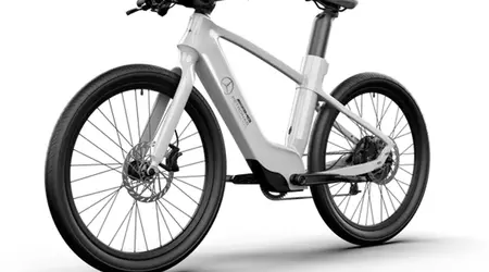 Mercedes releases Mercedes-AMG F1 City Edition e-bike for $4000: speed up to 45 km/h and smart helmet