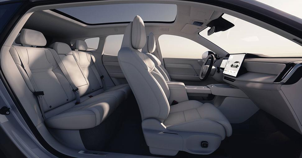 Новий плагін-гібрид Volvo XC70