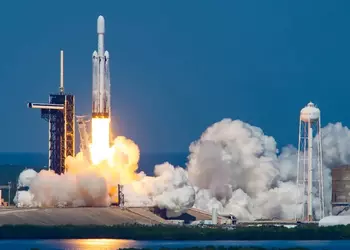 SpaceX готовится к запуску ракеты Falcon Heavy после 18-месячного перерыва