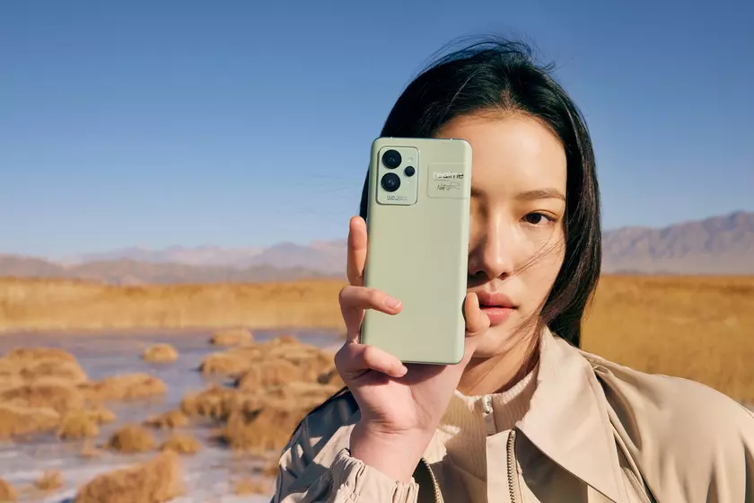 Realme неожиданно обошла Samsung на рынке смартфонов Индии, а Apple стал самым быстрорастущим брендом