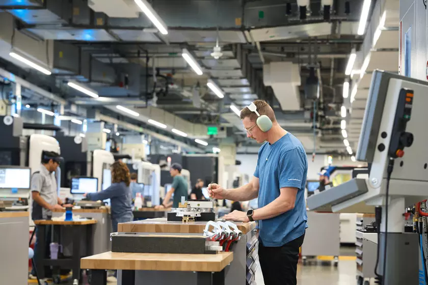 Apple увеличивает вклад в американскую экономику: локализация производства
