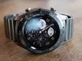 Huawei запатентовала смарт-часы с местом для крепления беспроводных наушников
