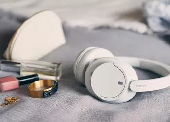 Sony WH-CH720N with ANC and up to 35 hours of battery life on sale on Amazon for $21 off