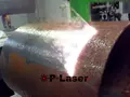 Мощный лазер очищает ржавый металл до блеска