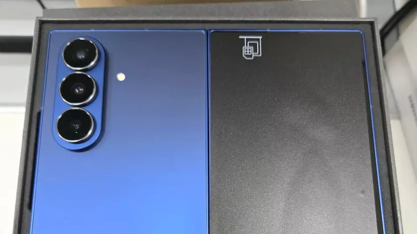 Первые изображения Galaxy Z Fold 7: Каким будет новый флагманский складной смартфон Samsung?