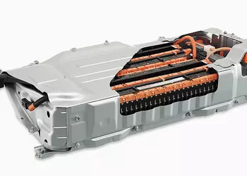 Toyota and Mazda are testing an energy storage system based on car batteries