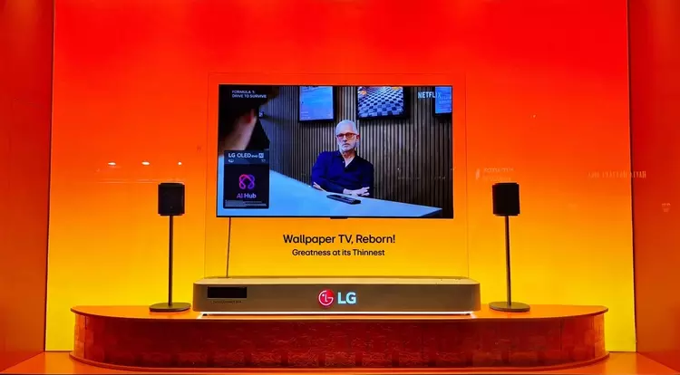 LG Signature OLED W6: телевізор товщиною ...