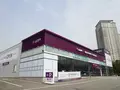 Вот это поворот: LG планирует продавать в фирменных магазинах смартфоны Apple
