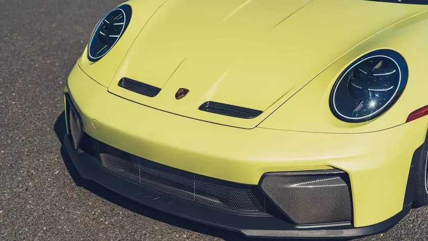 Спортивный автомобиль Porsche 911 GT3 2026 года
