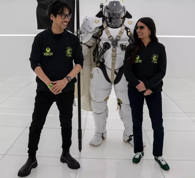 Аша Шарма посетила офис Kojima Productions: глава XBOX укрепляет связи с японским разработчиком 