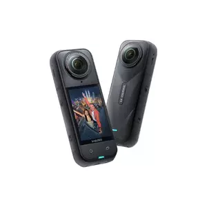 Insta360 X5