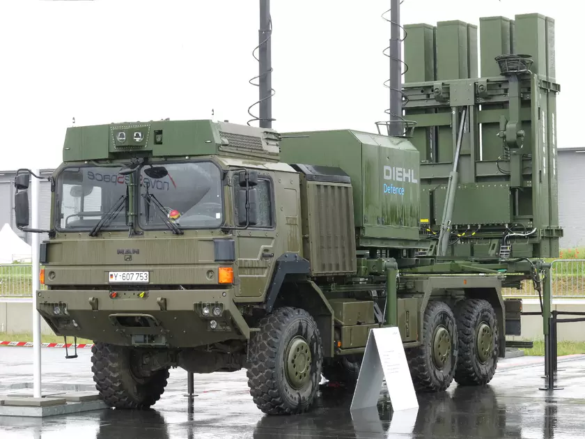 Германия просит Швецию передать Украине пусковые установки для зенитно-ракетного комплекса IRIS-T