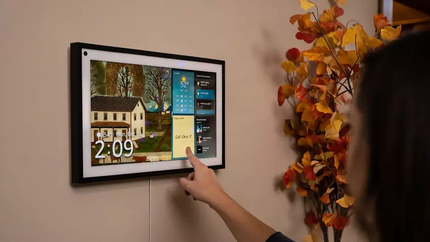 Смарт-дисплей Amazon Echo Show с экраном на 15 дюймов и поддержкой Alexa продают со скидкой $65