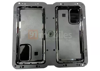 Live photos of Samsung Galaxy A33 5G (well, almost) have appeared on the web