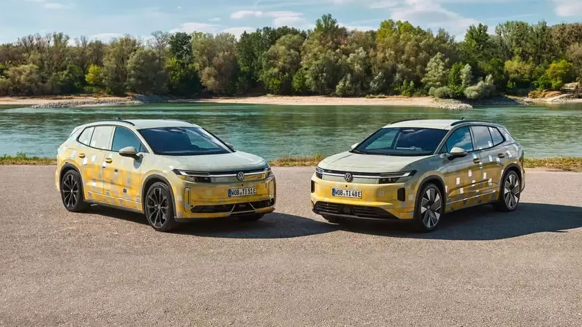 Футуристический Volkswagen ID. Tiguan в шоуруме