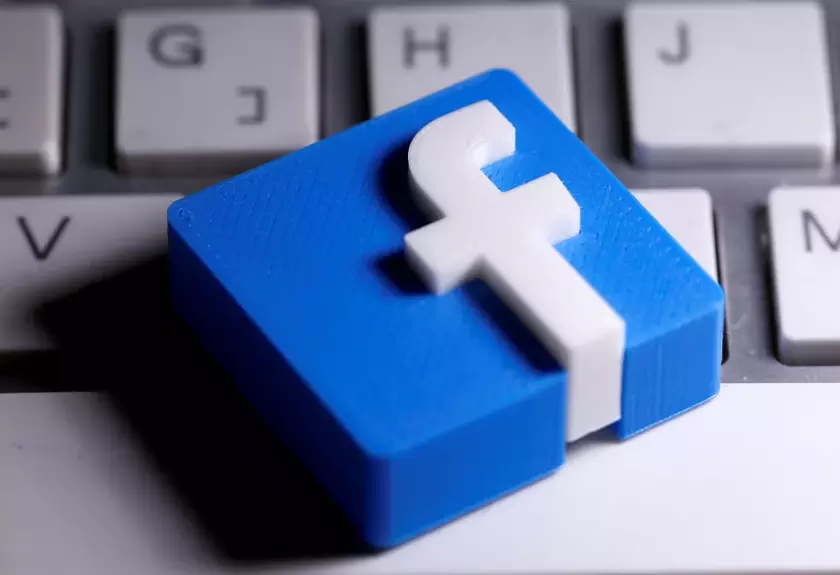 Facebook потребуется разрешение пользователей на показ таргетированной рекламы в ЕС