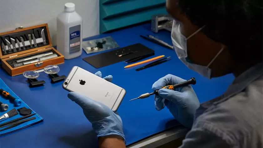 Apple наконец согласилась предоставлять запчасти и инструменты для ремонта своих гаджетов в сторонних мастерских