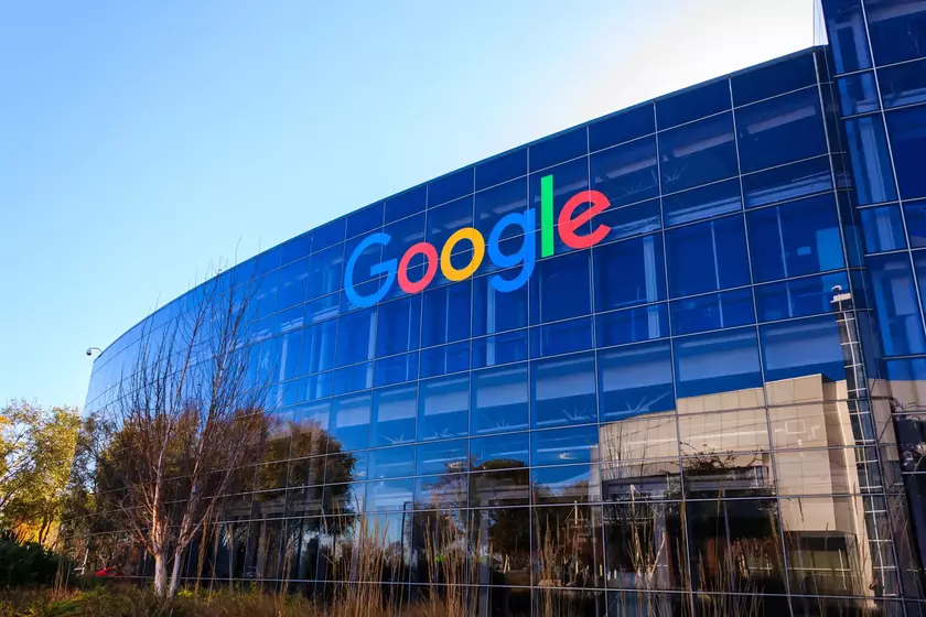Google придется выплатить более $1 миллиона сотруднице, которая обвинила компанию в гендерной дискриминации