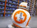 Процесс создания полноразмерного дроида BB-8 из LEGO