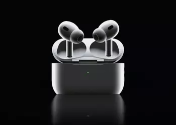 Apple remains the global market leader in TWS headphone sales, but Xiaomi and Huawei are seeing explosive growth